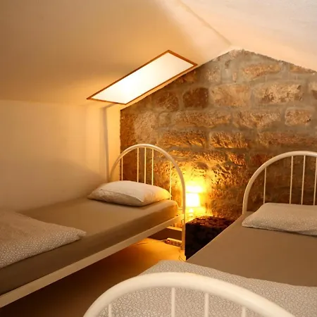 Les Grangeonnes, Nature, Piscine, Bain Nordique, Sauna Pour Accueil Familiale Ou De Groupe Orman Evi