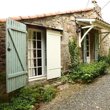Les Grangeonnes, Nature, Piscine, Bain Nordique, Sauna Pour Accueil Familiale Ou De Groupe Lodge *