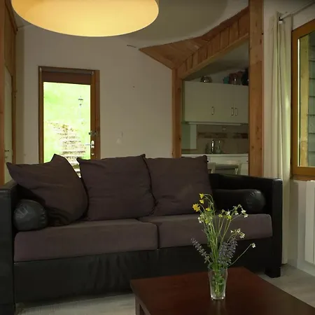 Les Grangeonnes, Nature, Piscine, Bain Nordique, Sauna Pour Accueil Familiale Ou De Groupe Orman Evi *