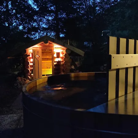 Les Grangeonnes, Nature, Piscine, Bain Nordique, Sauna Pour Accueil Familiale Ou De Groupe Lodge Saint-Basile