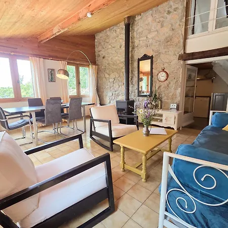 Les Grangeonnes, Nature, Piscine, Bain Nordique, Sauna Pour Accueil Familiale Ou De Groupe بيت خشبي *